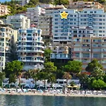 Beach&seaview With Terrace Apartamento Sarandë